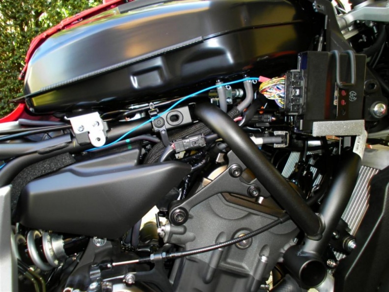 Tapping the speedo signal is very easy, but of course you can use our GPS module too speedo tap lead.JPG