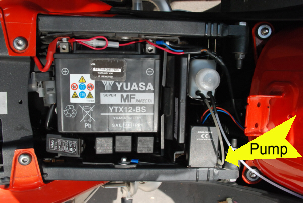 Pump, oil container and junction box - pump.jpg pump.jpg
